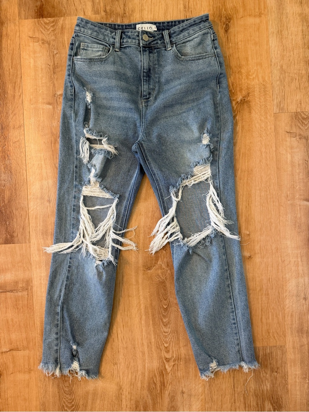 Cello Women's Distressed Jeans